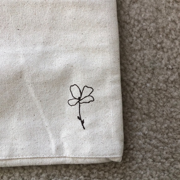 Christy Dawn canvas tote bag NWOT - Picture 6 of 7